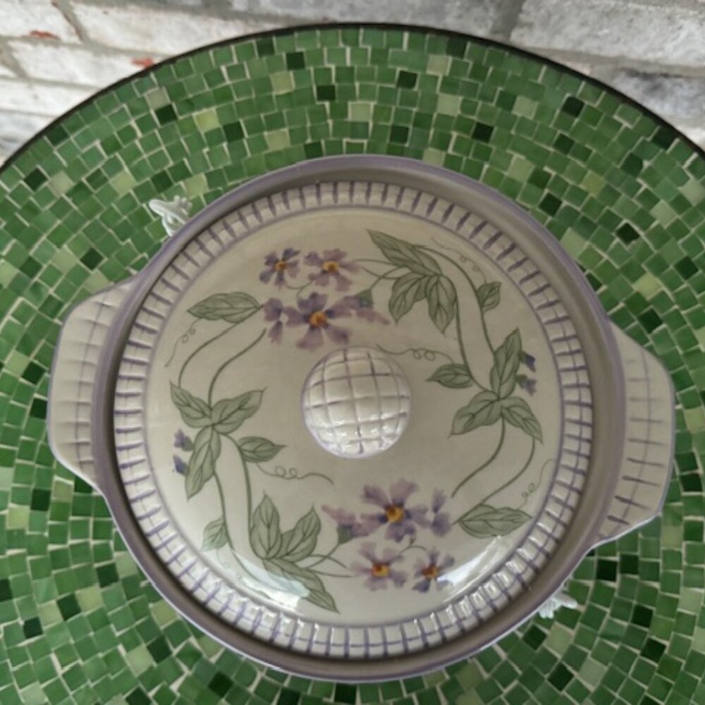Temptations Ovenware by Tara Morning Glory 2 qt Trivet Wire Basket & Cov… - Picture 2 of 13
